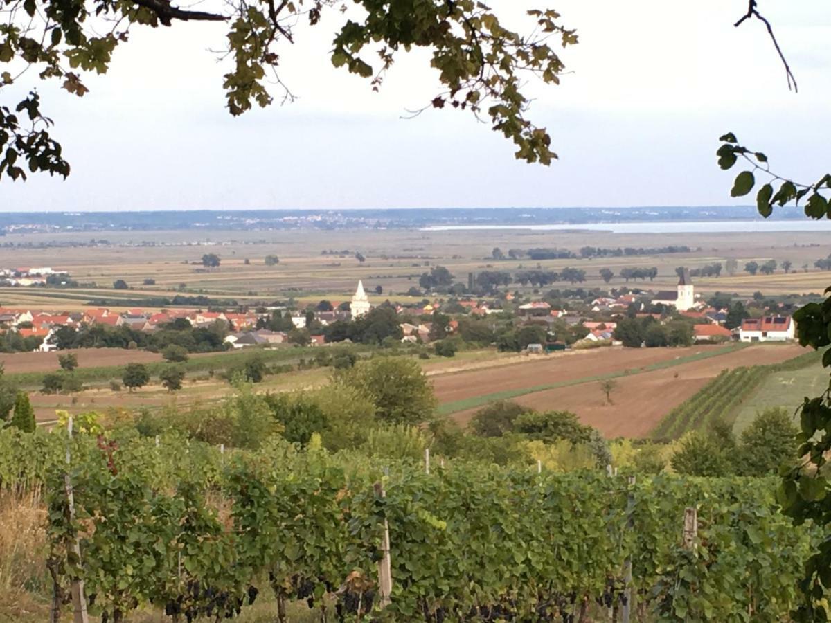Ferienhaus Beim Turm Breitenbrunn  Bagian luar foto